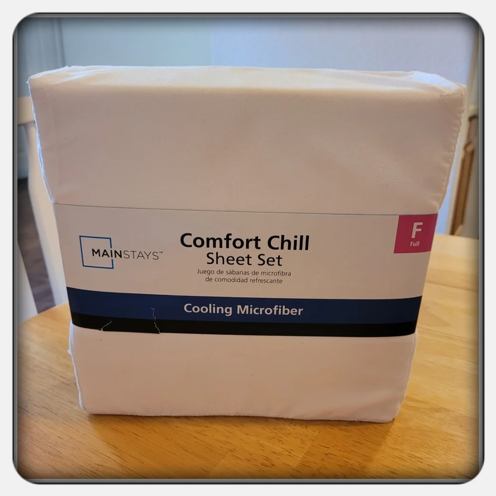 Brand New Full Size White Comfort Chill Cooling Microfiber Sheet Set